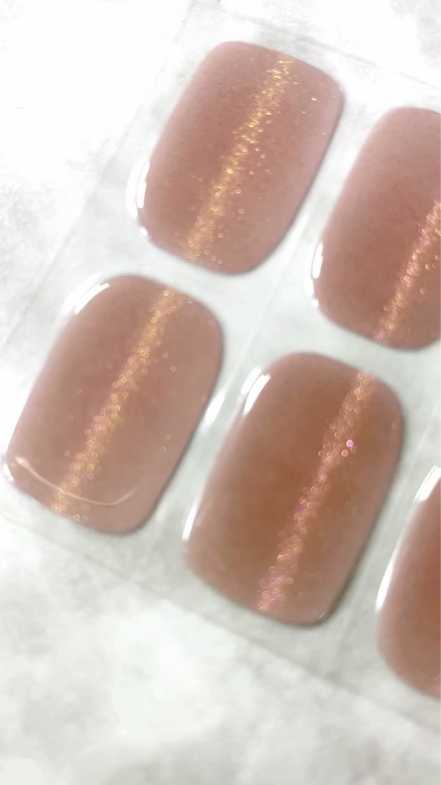 ジェルミーペタリー/ジェルミーワン/ネイルシールの動画クチコミ2つ目