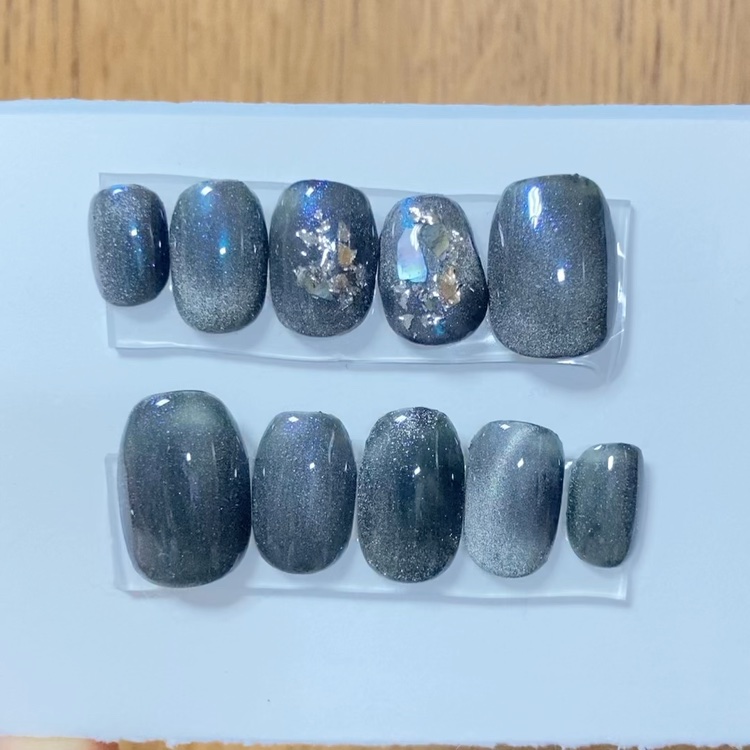 ジェルネイル/セリア/ジェルネイルの動画クチコミ3つ目