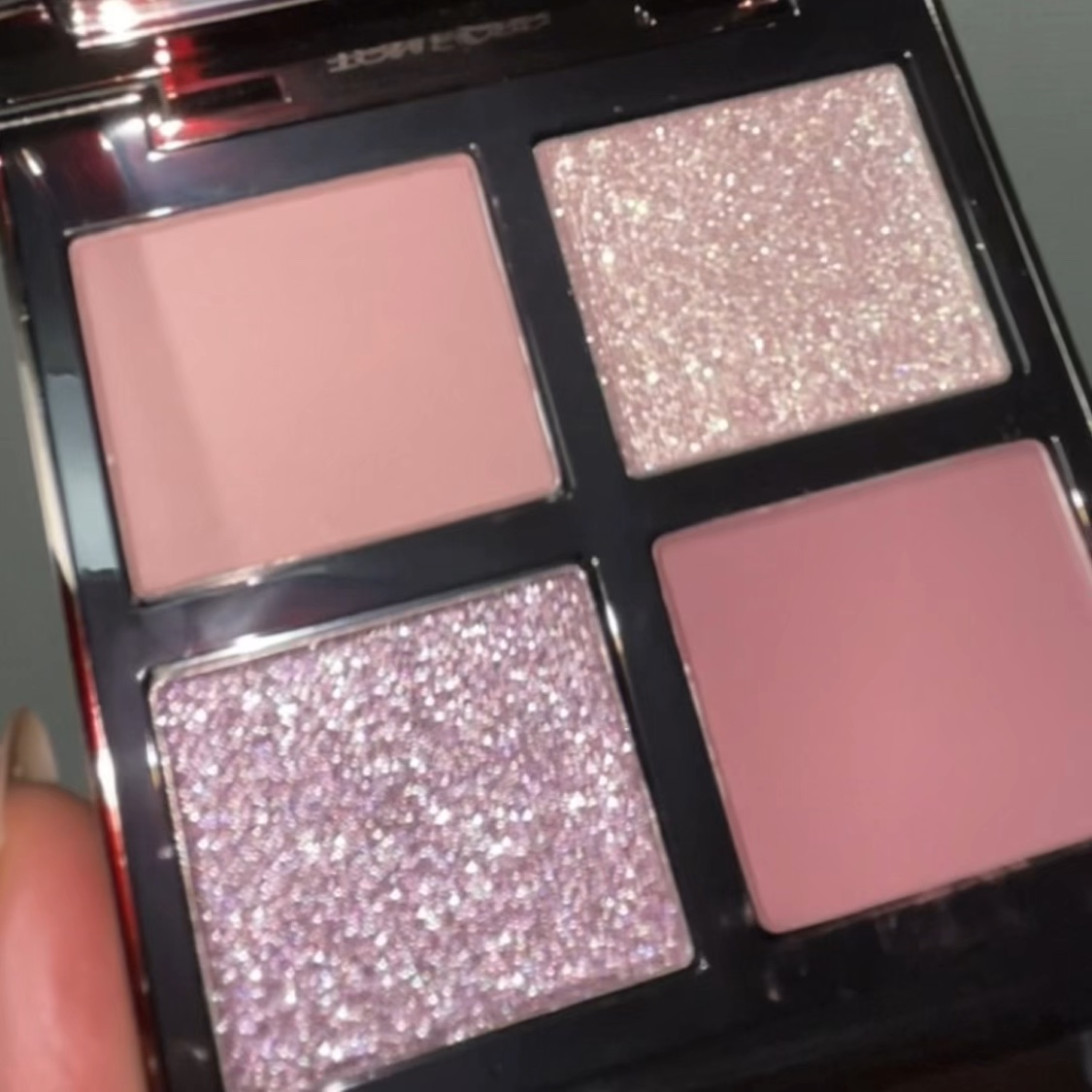 アイ カラー クォード/TOM FORD BEAUTY/アイシャドウパレットを使ったクチコミ（2枚目）