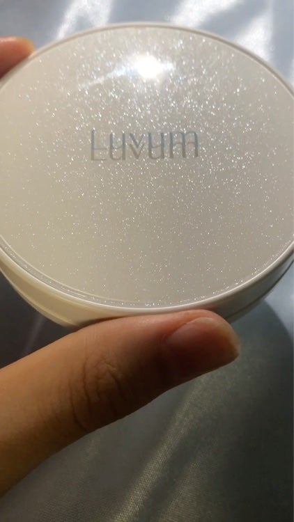 モイスチャーグロウクッションファンデ SPF50+ PA+++/Luvum/クッションファンデーションを使ったクチコミ(2枚目)