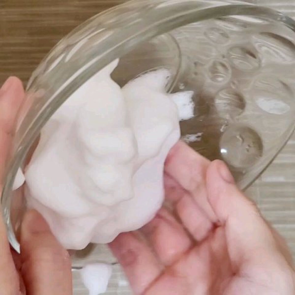 ウォッシングフォーム/シャレコ/洗顔フォームの動画クチコミ1つ目