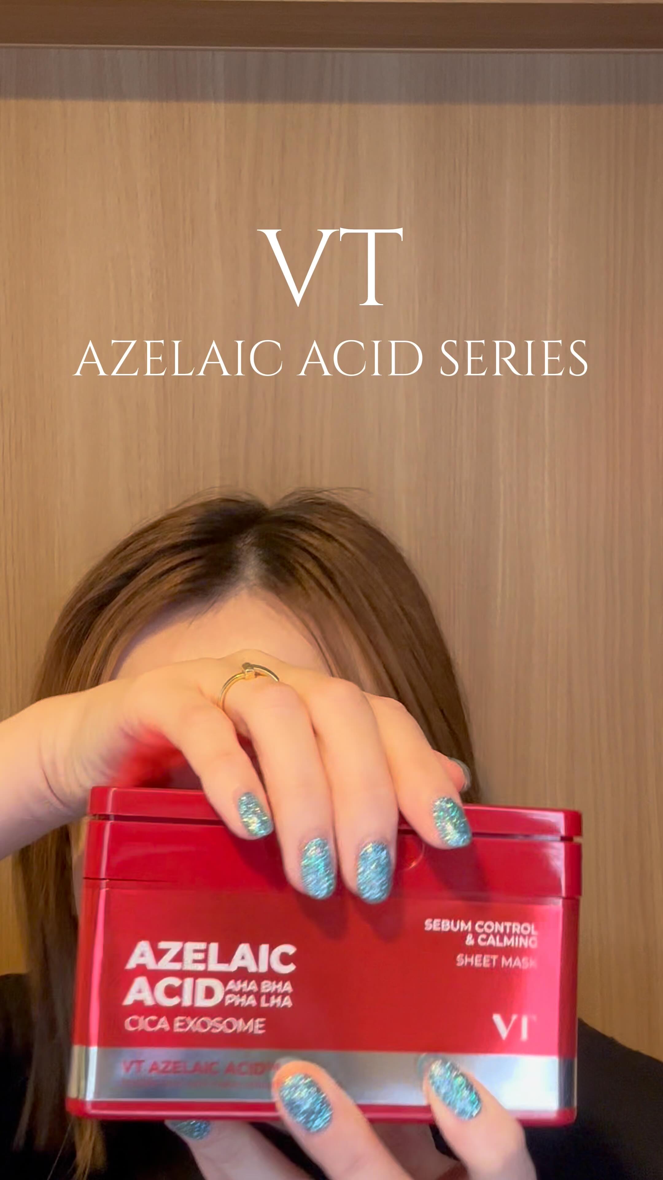 .
.
トラブルゆらぎケアに
アゼライン酸ケアシリーズ❤️

@vtcosmetics_japan 

・AZケアクレンジングオイル
・AZレッドマイクロバブルセラム
・AZケアマスク

ニキビ・古い角質で肌がゴワゴワ
そんな人におすすめが