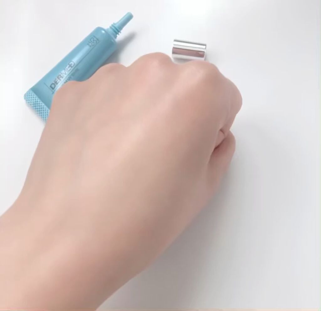 プレミアム エッセンス/デルメッド/美容液の動画クチコミ1つ目