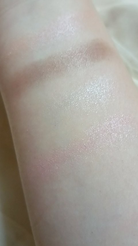 ミスピンキー/ドド/アイシャドウパレットの動画クチコミ1つ目