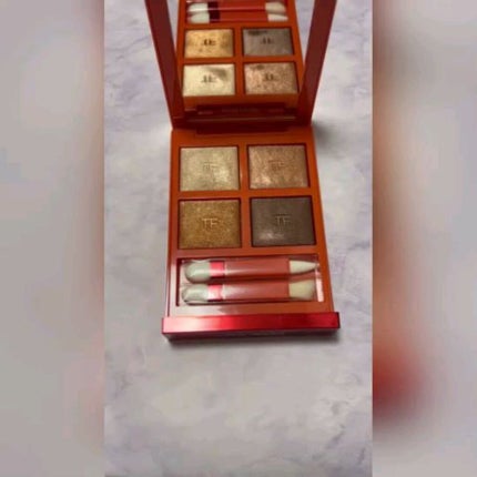 アイ カラー クォード/TOM FORD BEAUTY/アイシャドウパレットの人気ショート動画