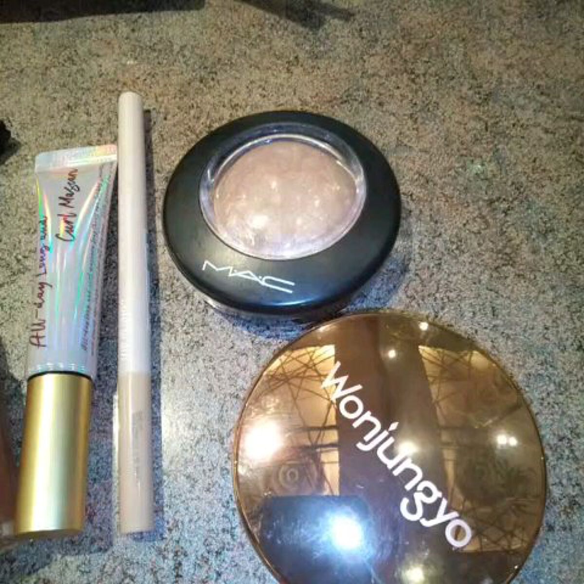 M·A·C ミネラライズ スキンフィニッシュ/M・A・C/パウダーハイライトを使ったクチコミ（1枚目）