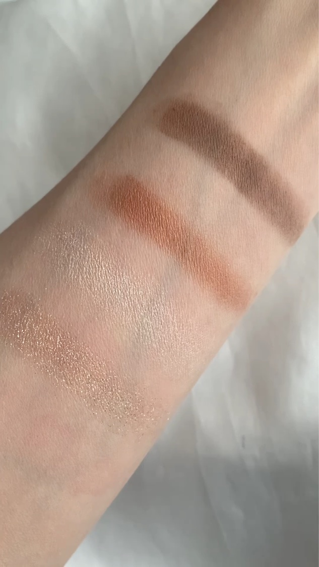 フェイスカラーパレット/チャコット・コスメティクス/アイシャドウパレットの動画クチコミ3つ目