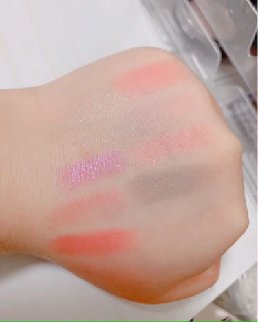 UR GLAM　BLOOMING EYE COLOR PALETTE/U R GLAM/アイシャドウパレットを使ったクチコミ（3枚目）