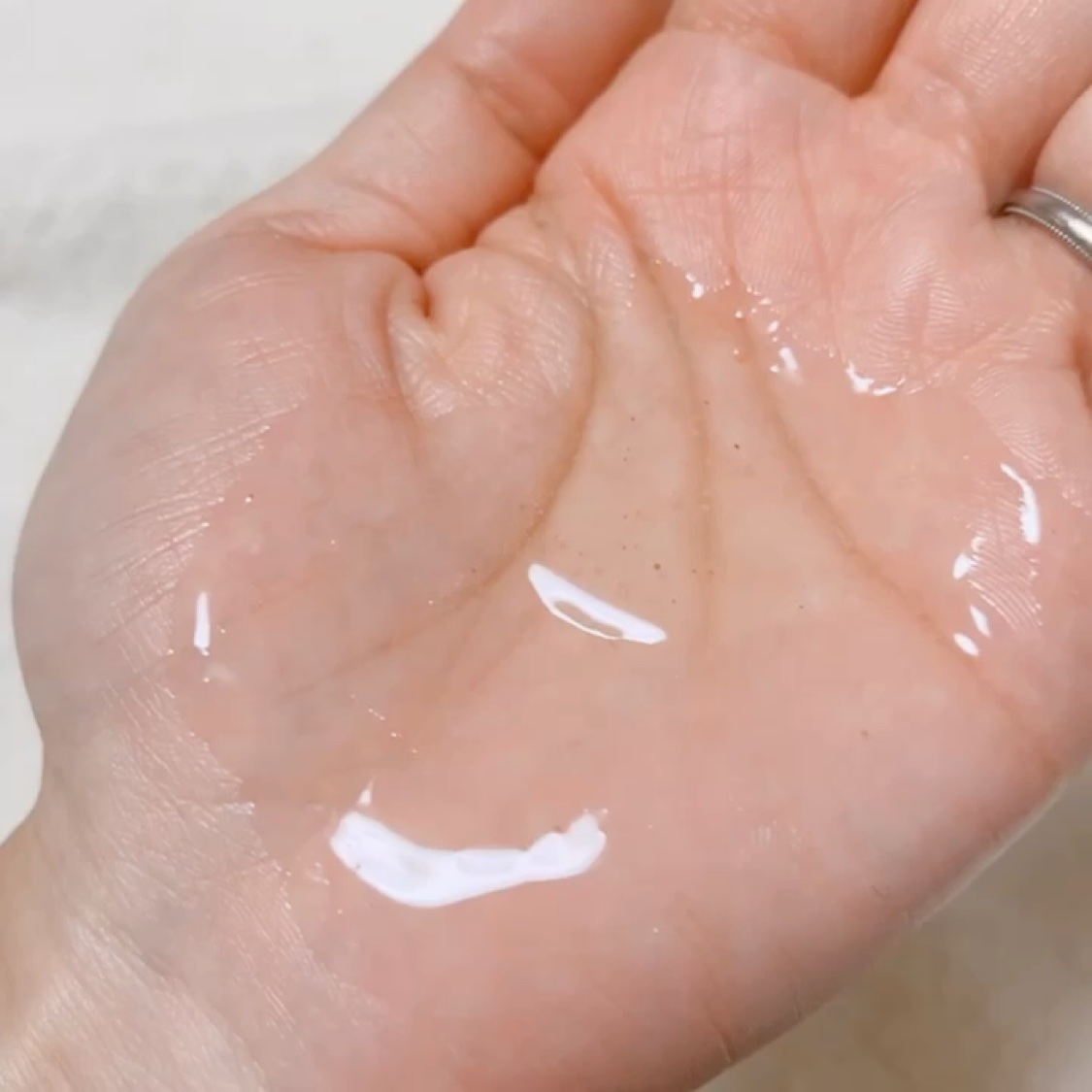 サウナクレンザー/イクォルベリー/クレンジングジェルの動画クチコミ5つ目