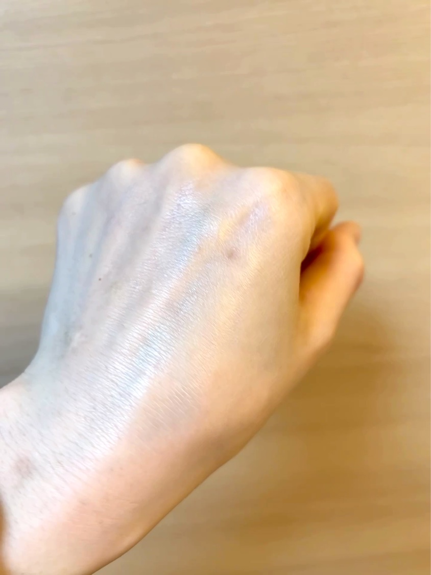 メイクプレム スージングピンクトーンアップサンクリーム/make prem/日焼け止めクリームを使ったクチコミ（3枚目）