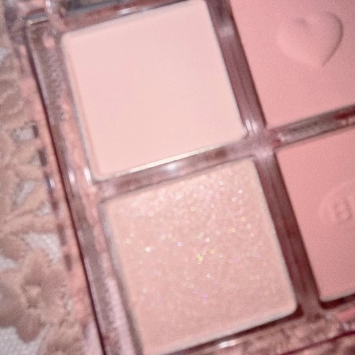 エッセンシャルアイパレット/BBIA/マルチパレットの動画クチコミ2つ目