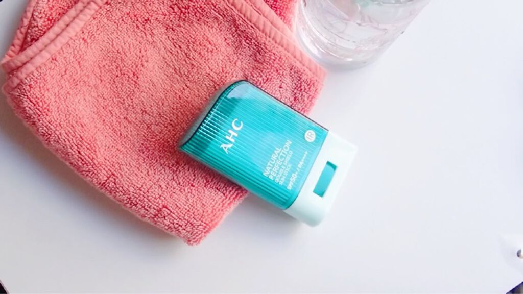 ナチュラル パーフェクション ダブル シールド サンスティック/AHC/日焼け止めスティックを使ったクチコミ（3枚目）