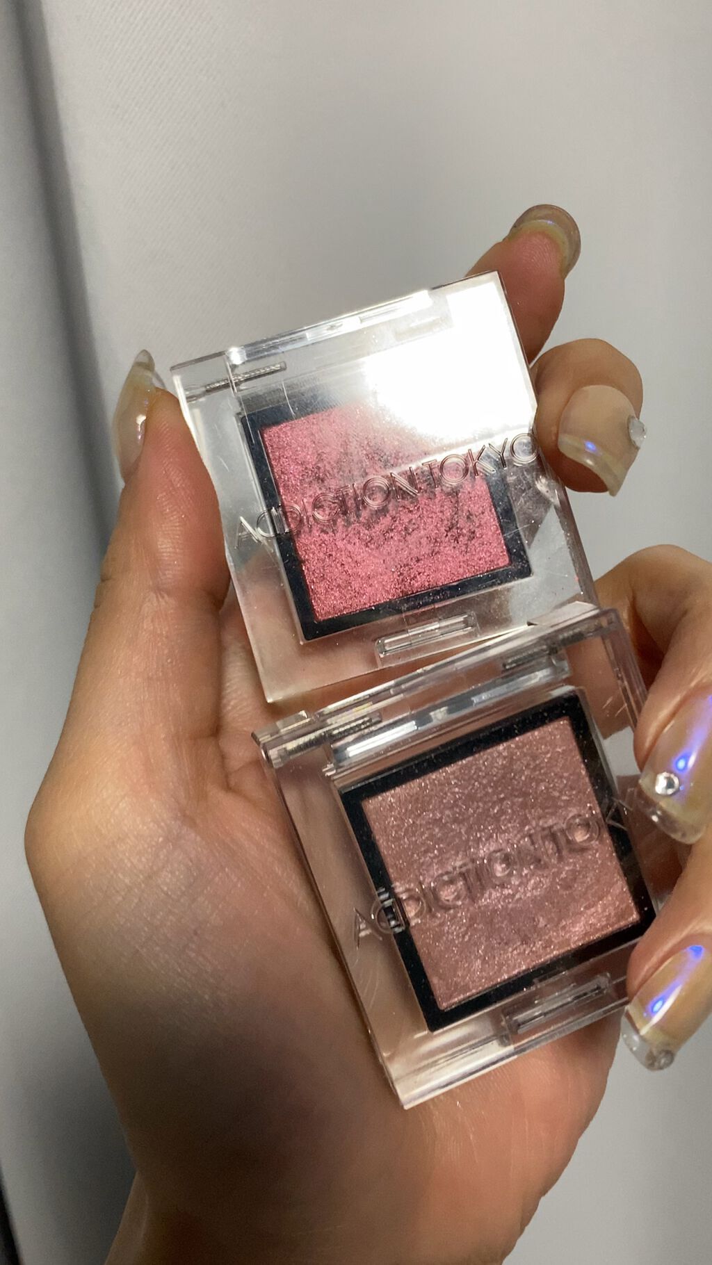 アディクション ザ アイシャドウ スパークル/ADDICTION/単色アイシャドウの動画クチコミ4つ目