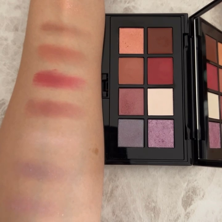 コンパクトアディクション “エターナル イン ピンク”/ADDICTION/アイシャドウパレットの人気ショート動画