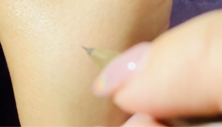 エテュセ アイエディション(スキニーブロウライナー)/ettusais/リキッドアイブロウの動画クチコミ5つ目