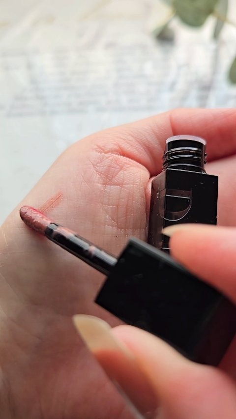 ブラーグローイミニリップティント/Dinto/リップティントの動画クチコミ2つ目