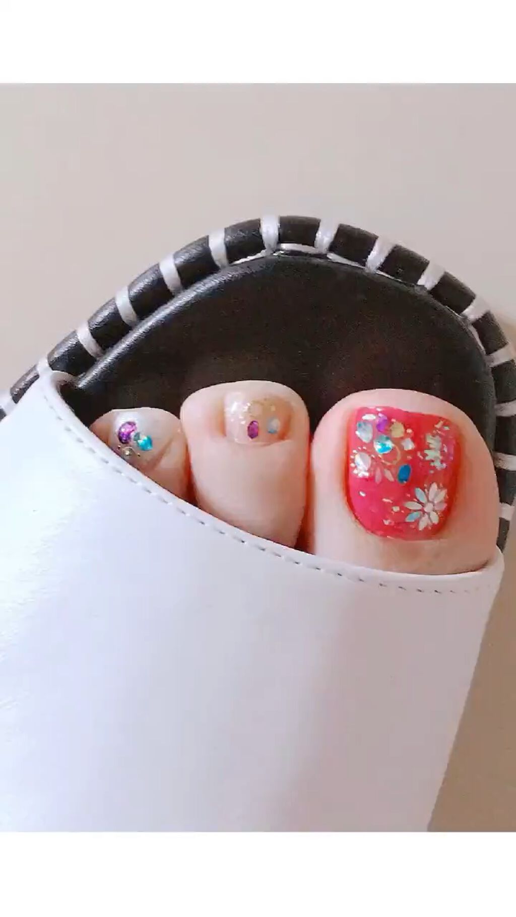 ジェムネイルシール/lacoraran/ネイルシールの動画クチコミ4つ目