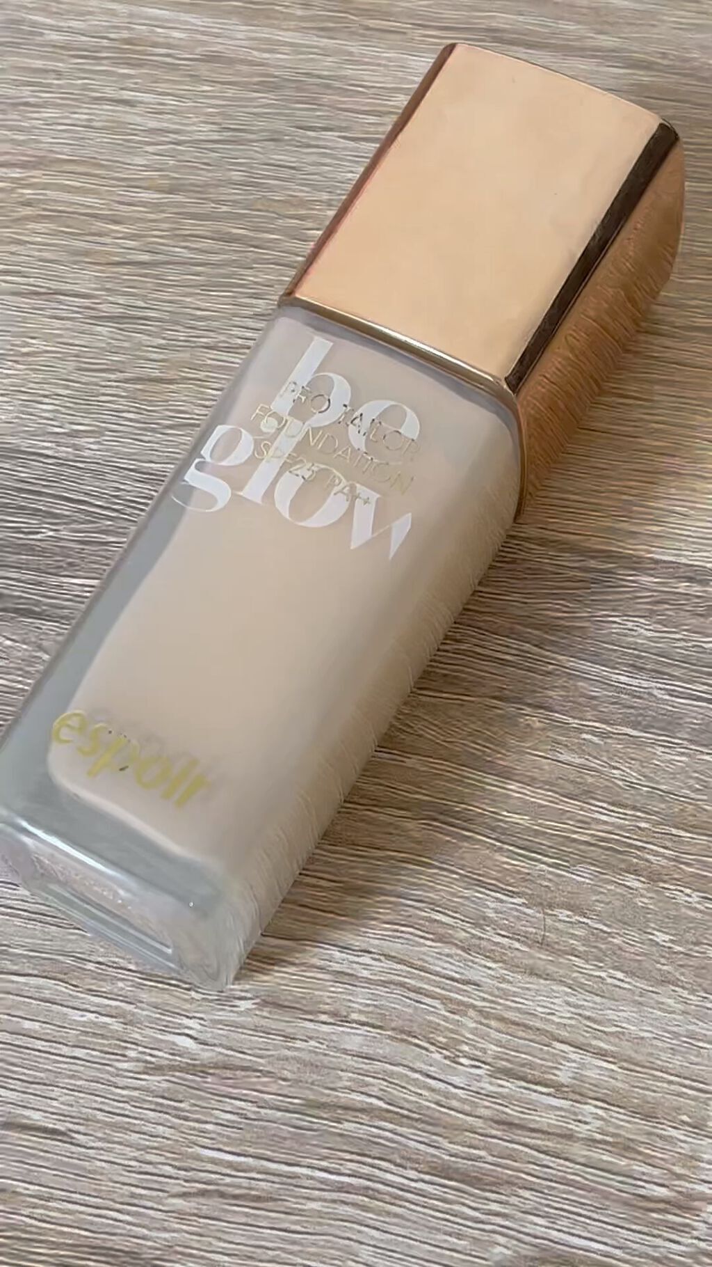 ビーグローファンデーション/espoir/リキッドファンデーションの動画クチコミ3つ目