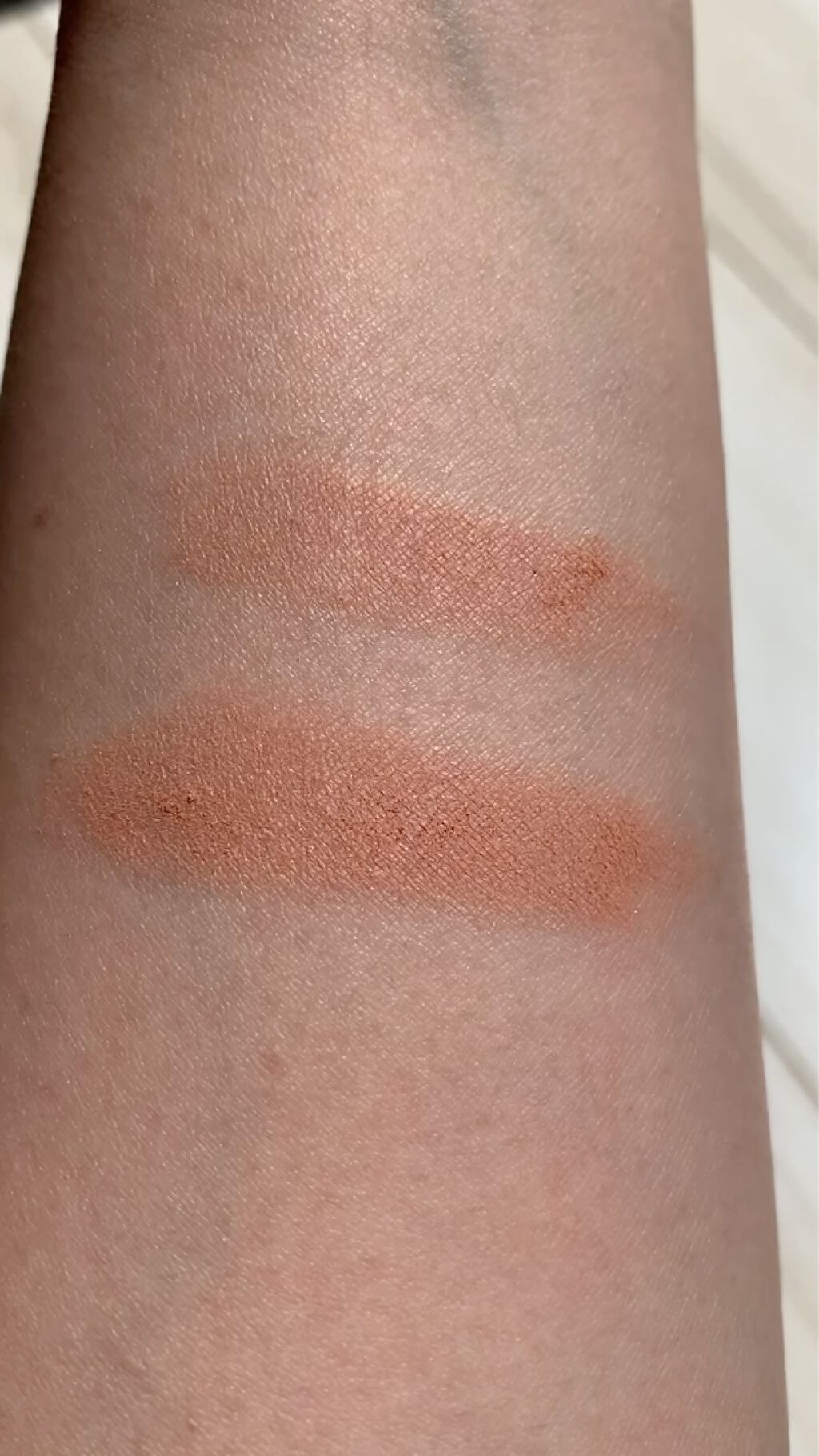 トーン タッチ アイズ/SUQQU/単色アイシャドウを使ったクチコミ（3枚目）