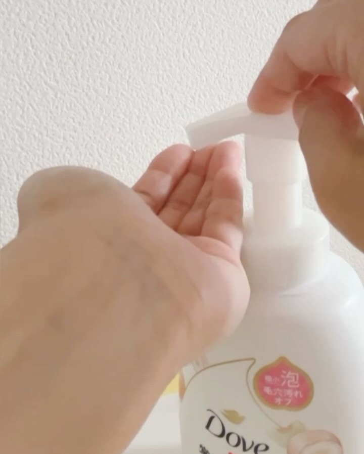 ダヴ　ボディウォッシュ　季節の堂島ロール　シャインマスカット/ダヴ/ボディソープの動画クチコミ1つ目