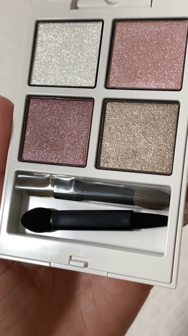 アディクション ザ アイシャドウ パレット “アウト オブ ユア シェル”/ADDICTION/アイシャドウパレットの人気ショート動画