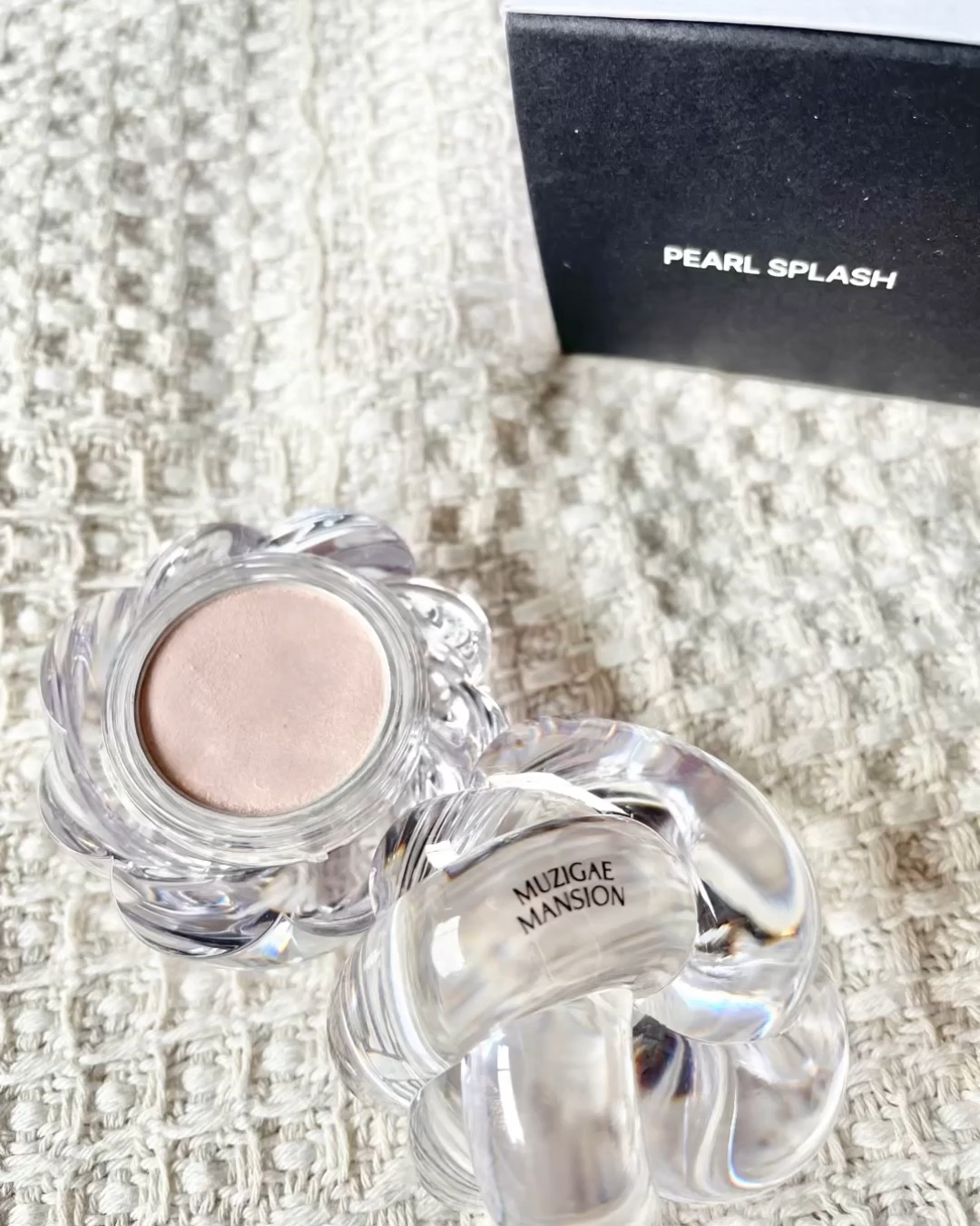 ワンアンドオンリーシャドウ/MUZIGAE MANSION/単色アイシャドウの人気ショート動画