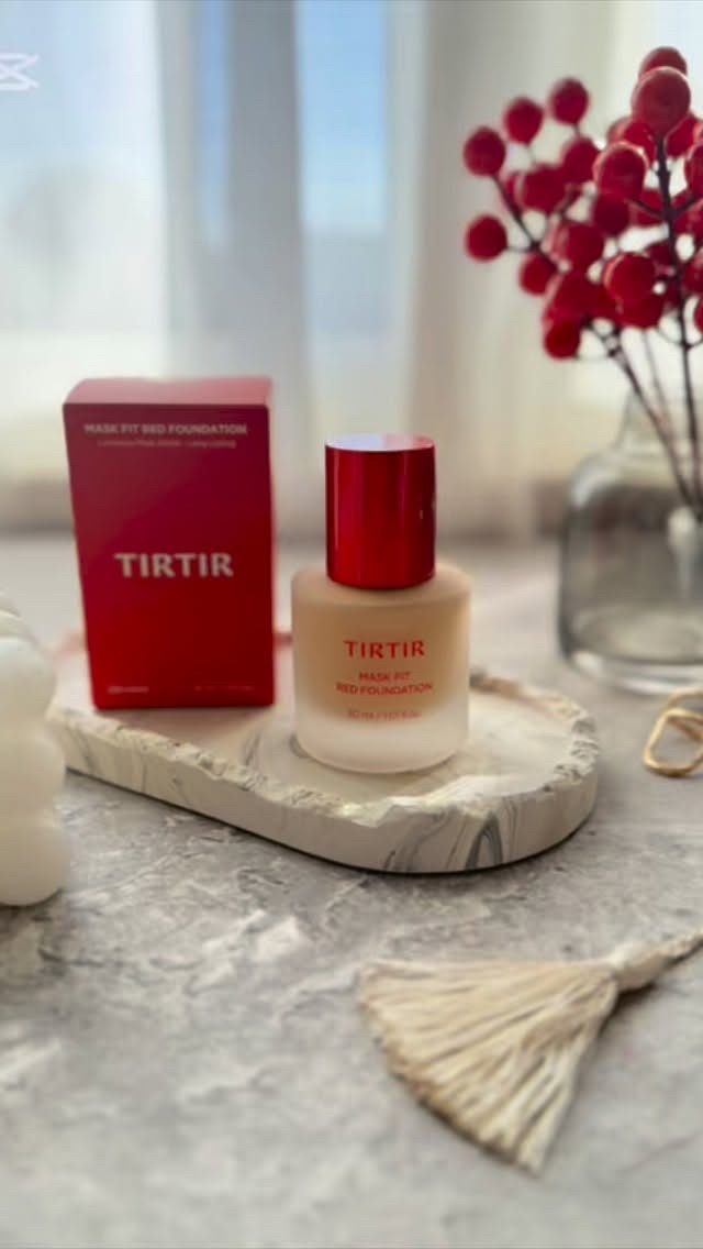 マスクフィットレッドファンデーション/TIRTIR(ティルティル)/リキッドファンデーションの動画クチコミ1つ目