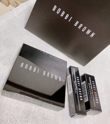 ハイライティング パウダー/BOBBI BROWN/パウダーハイライトの人気ショート動画