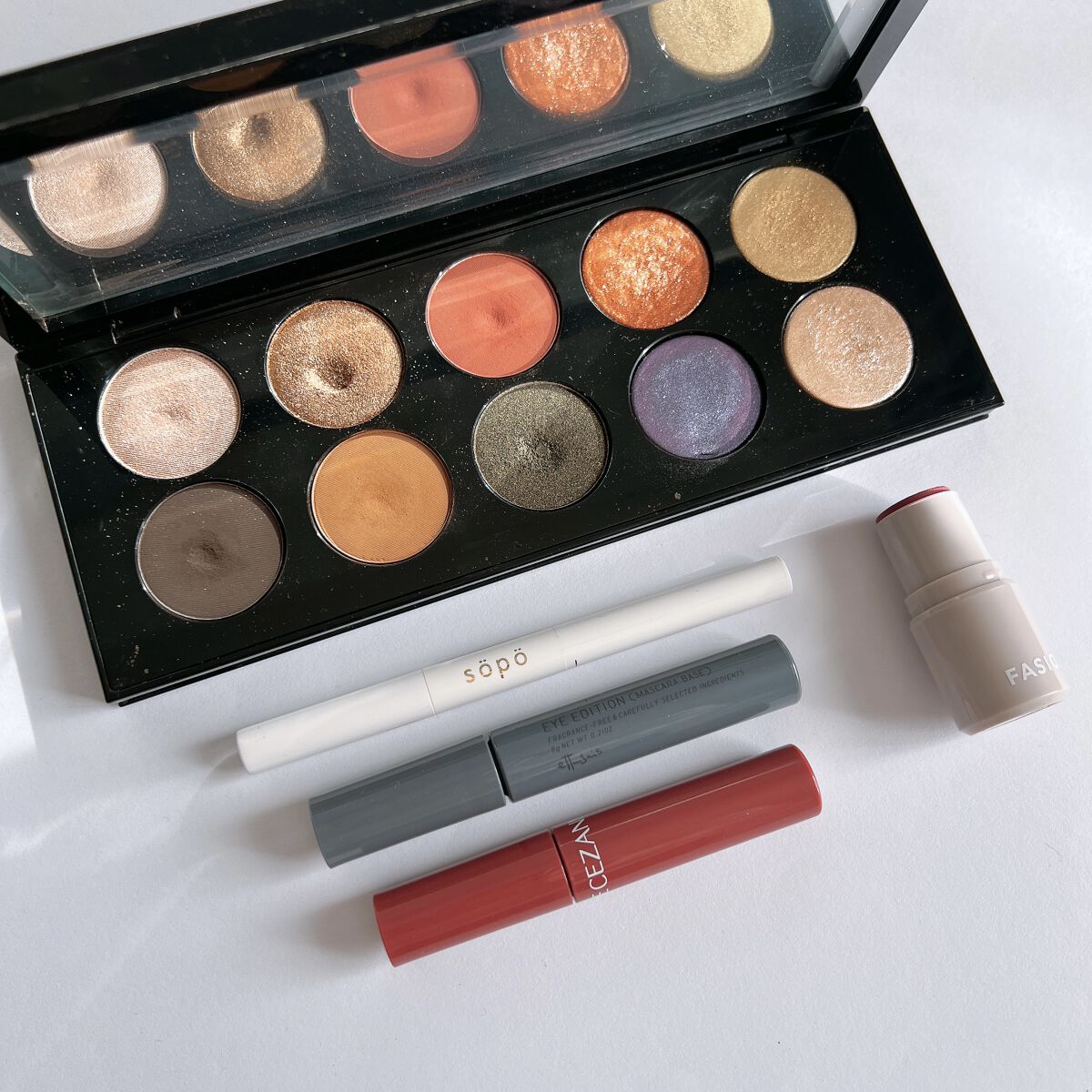 パウダー&ライナー/sopo/スティックアイシャドウの人気ショート動画