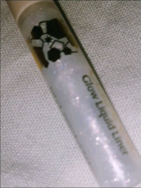 グロウリキッドライナー/CEZANNE/リキッドアイライナーを使ったクチコミ（1枚目）