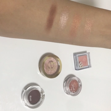 シャイニーシャドウ N/excel/単色アイシャドウを使ったクチコミ（3枚目）