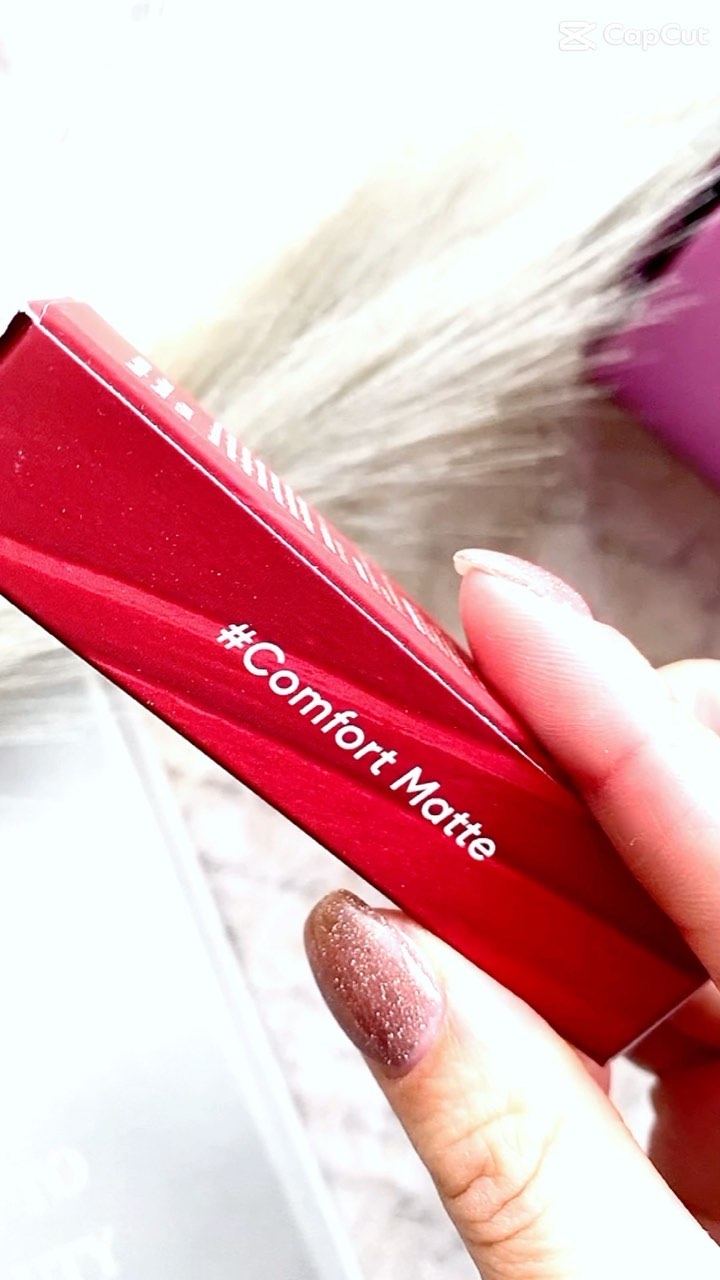 シアーベルベットベールティント /BANILA CO/リップティントの動画クチコミ4つ目