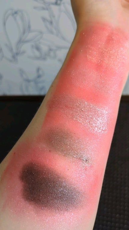 オーラクリエイション/BLEND BERRY/アイシャドウパレットの人気ショート動画