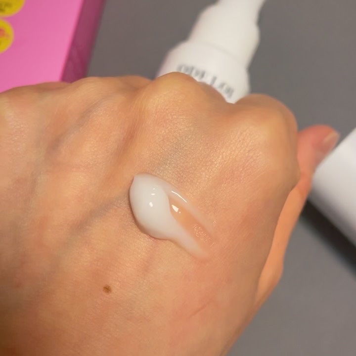 ブラックチェリー 毛穴引き締めクリーム ロフディ/ODELOI/フェイスクリームを使ったクチコミ（3枚目）