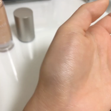 ミネラルUVグロウベース/エトヴォス/化粧下地の動画クチコミ1つ目