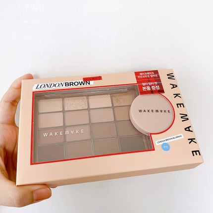 ソフトブラーリングアイパレット/wakemake/アイシャドウパレットの人気ショート動画