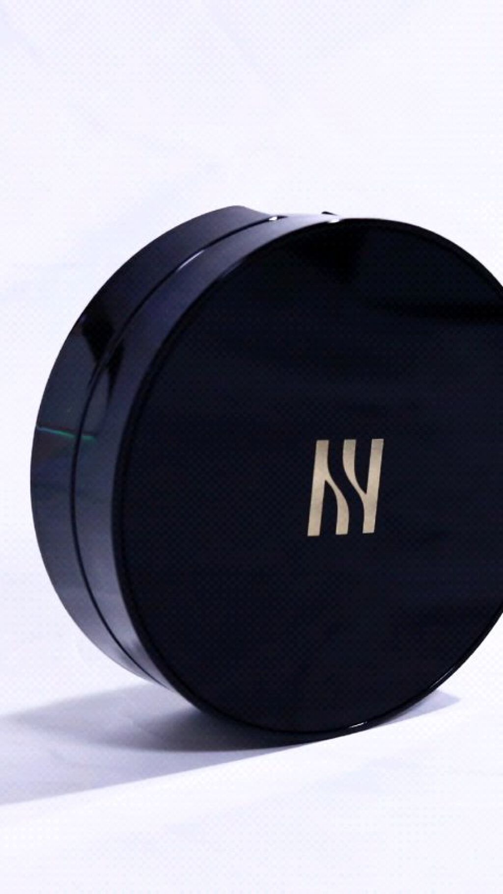 ブラック クッション/HERA/クッションファンデーションの人気ショート動画