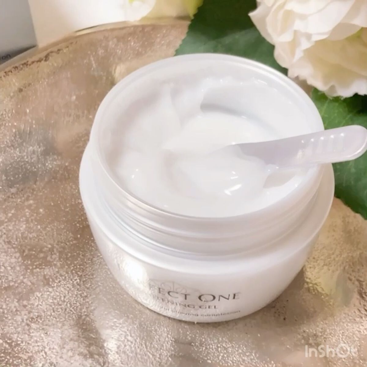 パーフェクトワン 薬用ホワイトニングジェル/パーフェクトワン/オールインワン化粧品を使ったクチコミ（2枚目）