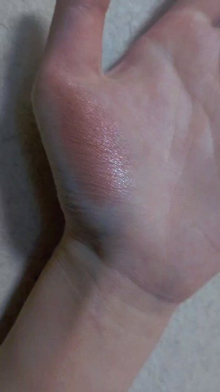 クリームチーク(パールタイプ)/キャンメイク/ジェル・クリームチークの人気ショート動画