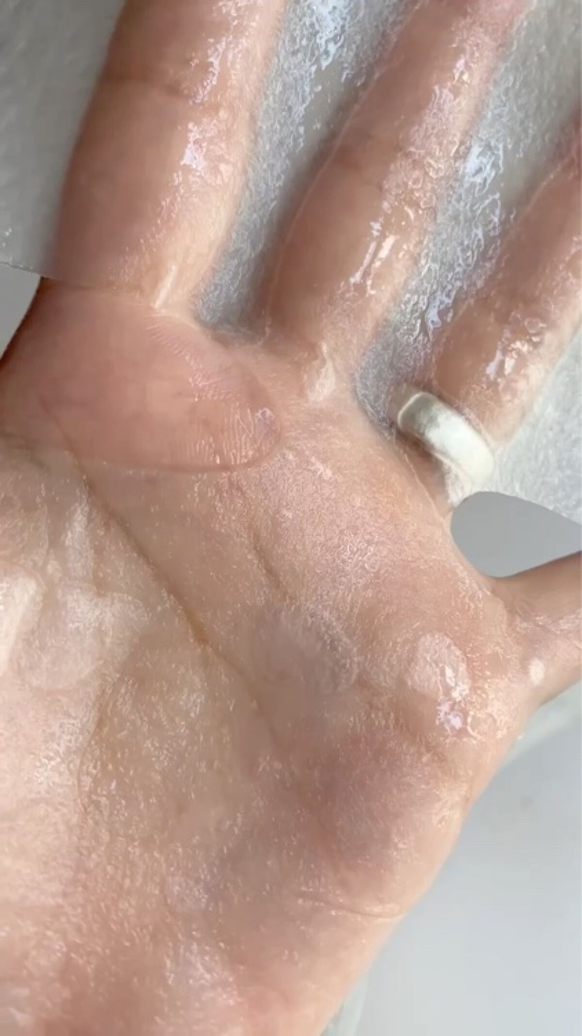 ビタルーセント アクアセラムマスク/ByUR/シートマスク・パックの動画クチコミ3つ目