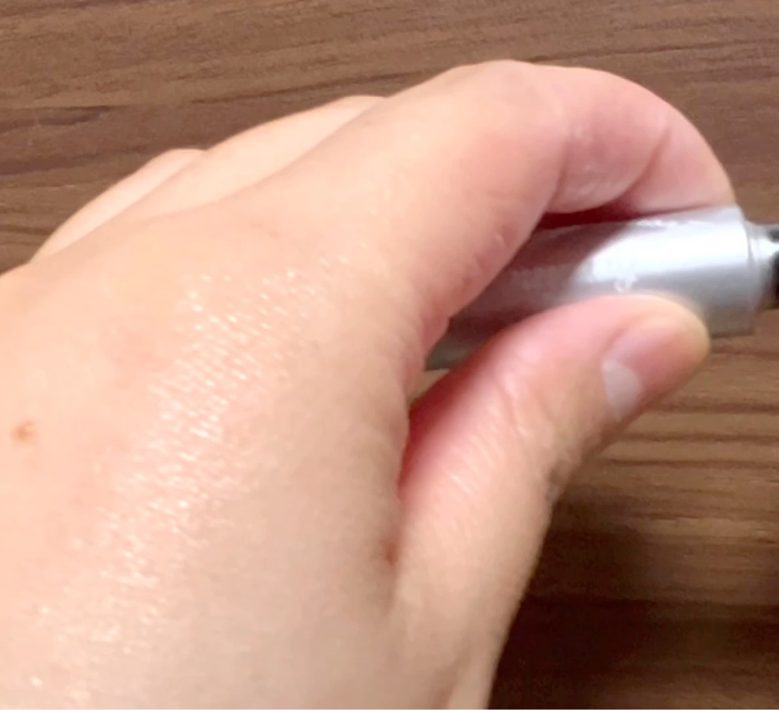 アイラッシュセラム プレミアムEX/ヒロインメイク/まつげ美容液の動画クチコミ4つ目