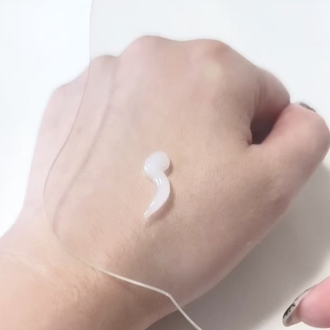 ヒアルブースターセラム (スピキュール)/ilso/美容液の動画クチコミ2つ目