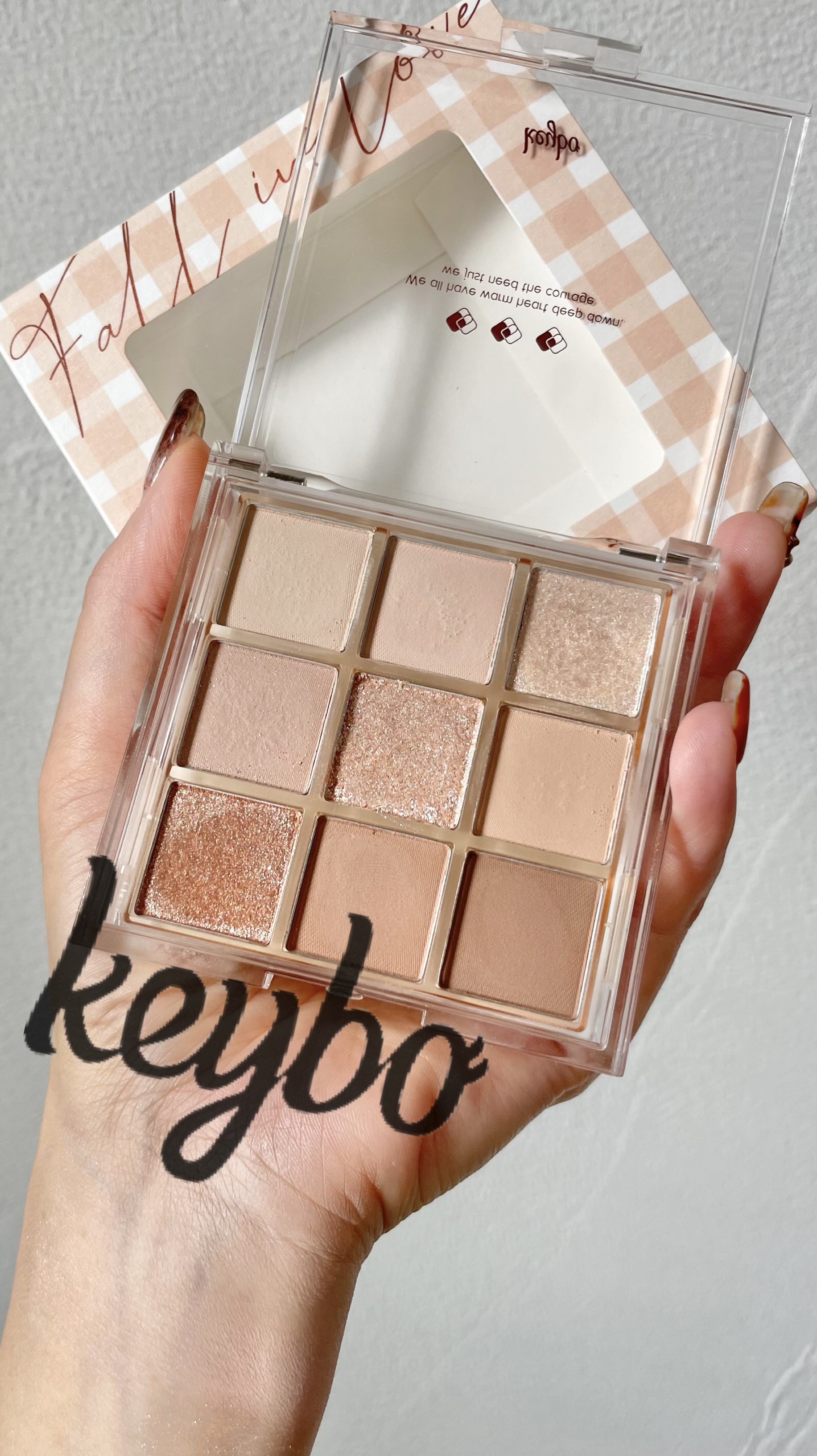 KEYBO FALL IN LOVE SHADOW PALETTE/keybo/アイシャドウパレットを使ったクチコミ（1枚目）