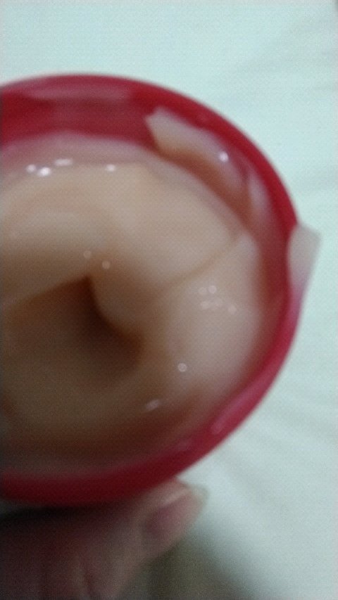 ボディヨーグルト ストロベリー/THE BODY SHOP/ボディローションの動画クチコミ5つ目