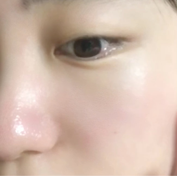 シトラスゆずバイタライジングアンプル/Farmstay/美容液の動画クチコミ4つ目