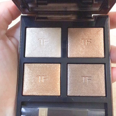 アイ カラー クォード/TOM FORD BEAUTY/パウダーアイシャドウを使ったクチコミ（3枚目）