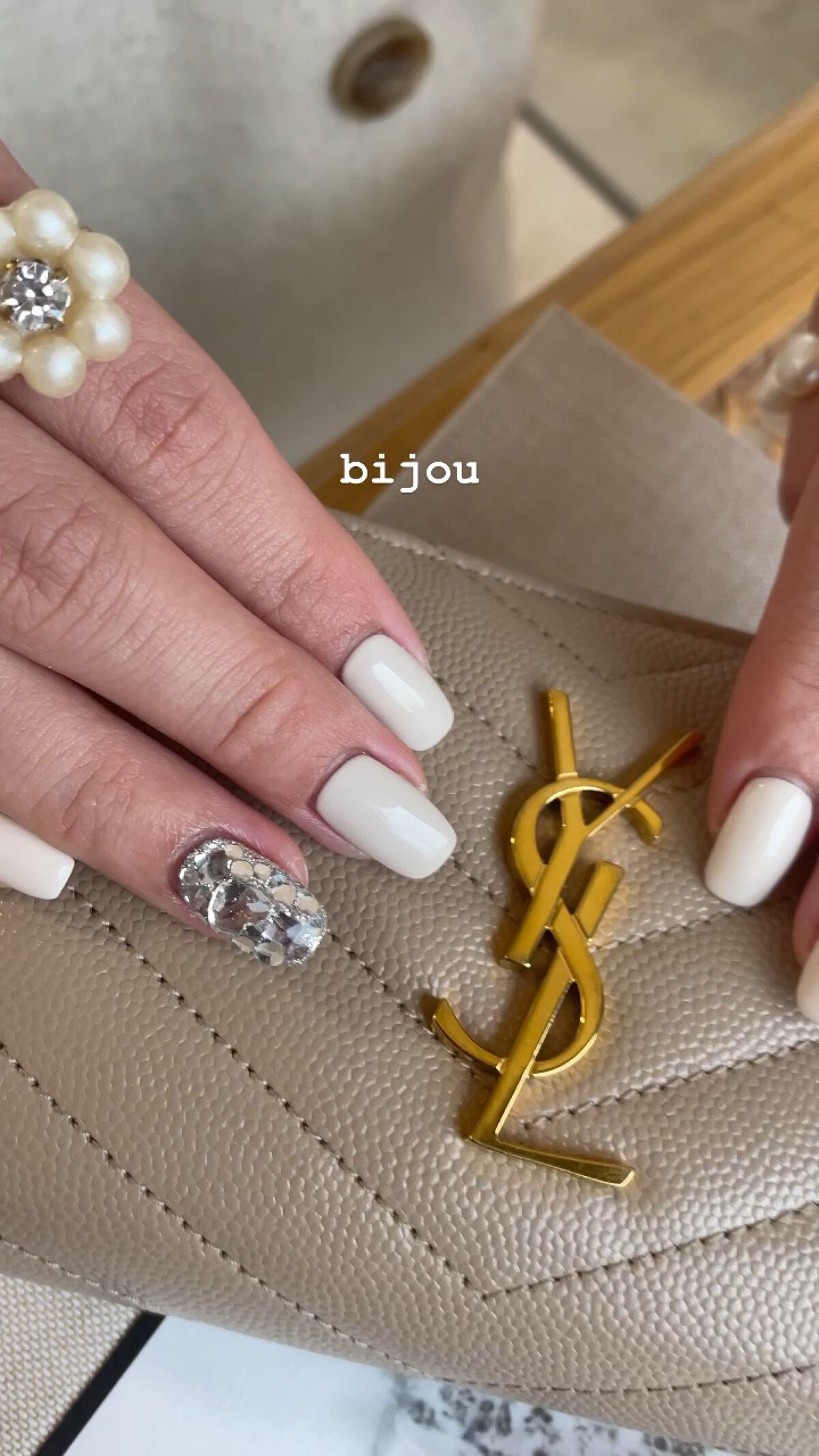 #ジェルネイル,#セルフネイル,#ビジューネイル,#結婚式ネイル,#単色ネイル,#キラキラネイル,#newネイルのネイルデザイン