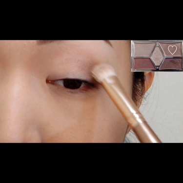 スーパー ラストラス リップグロス/REVLON/リップグロスの動画クチコミ3つ目