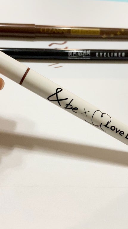 リキッドアイライナー/&be/リキッドアイライナーの人気ショート動画