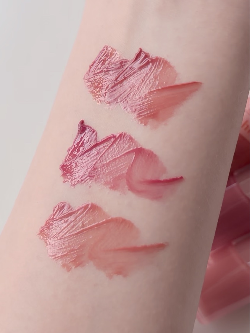 ロウグロウジェルティント/hince/リップティントの動画クチコミ5つ目